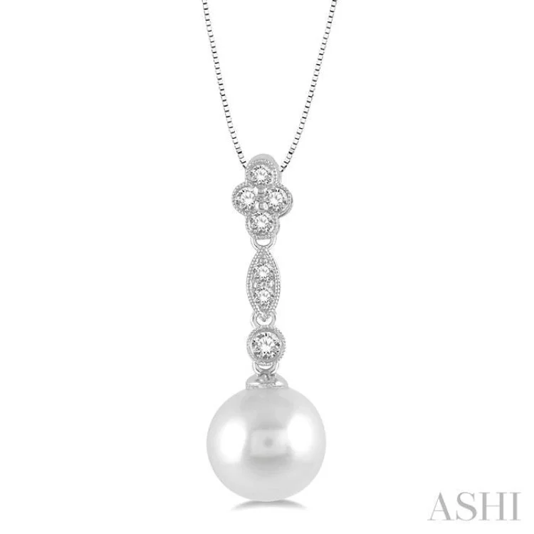 8MM Pearl and 1/6 ctw Floral Dangler Round Cut Diamond Pendant With Chain in 14K White Gold