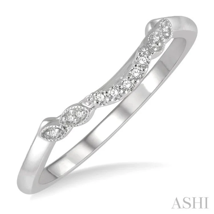 1/20 ctw Floral Lattice Shank Round Cut Diamond Wedding Band in 14K White Gold