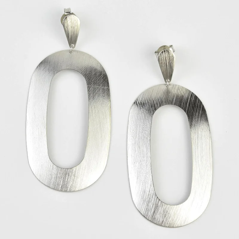 Big Oval Earrings in Silver Tone