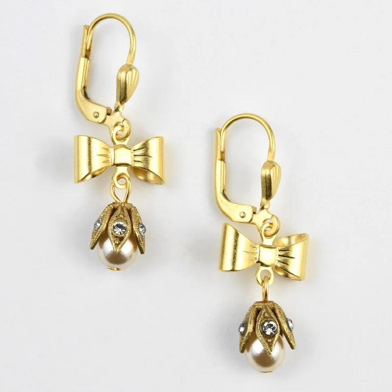 Dainty Bow and Pearl Drop Earrings