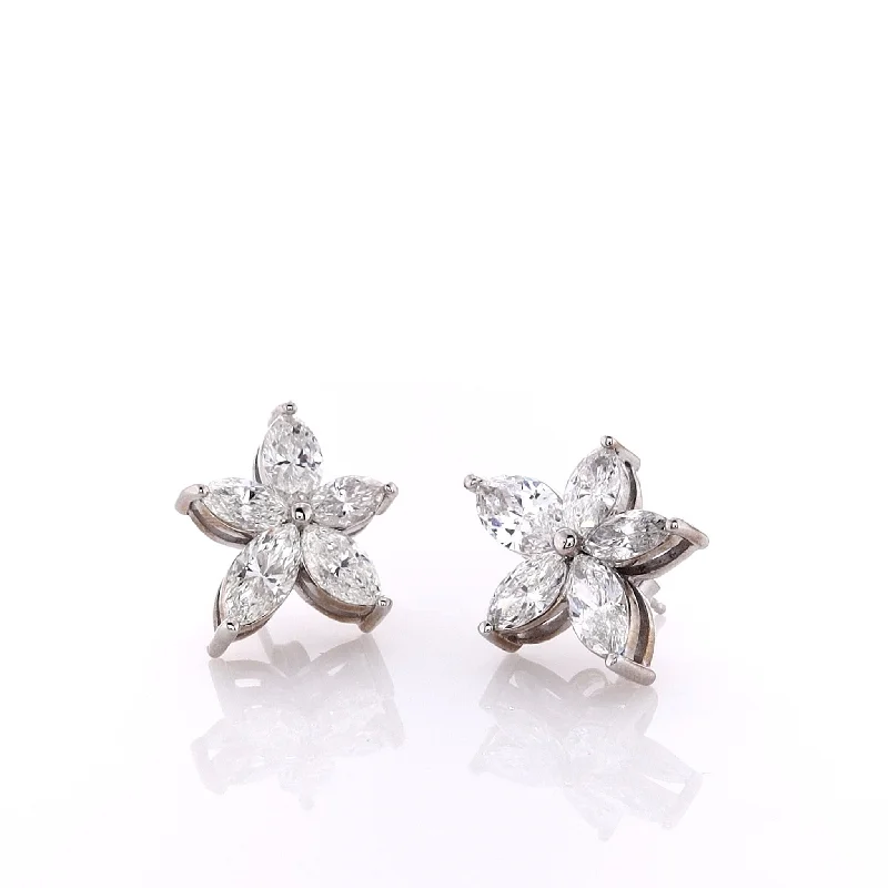 Estate 18k White Gold Diamond Cluster Flower Earrings