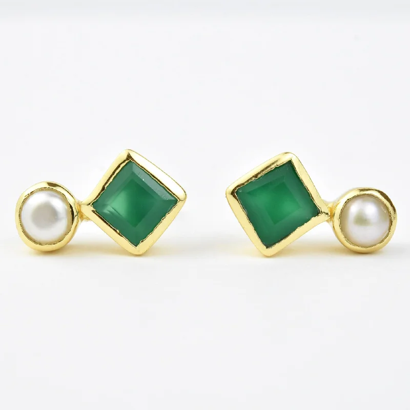 Green Onyx and Pearl Earrings