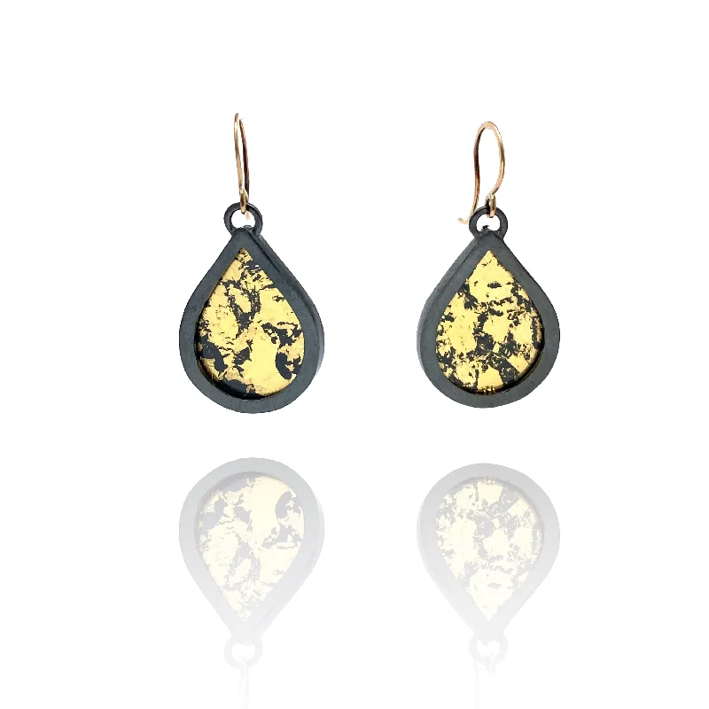 Small Gold Teardrop Earrings