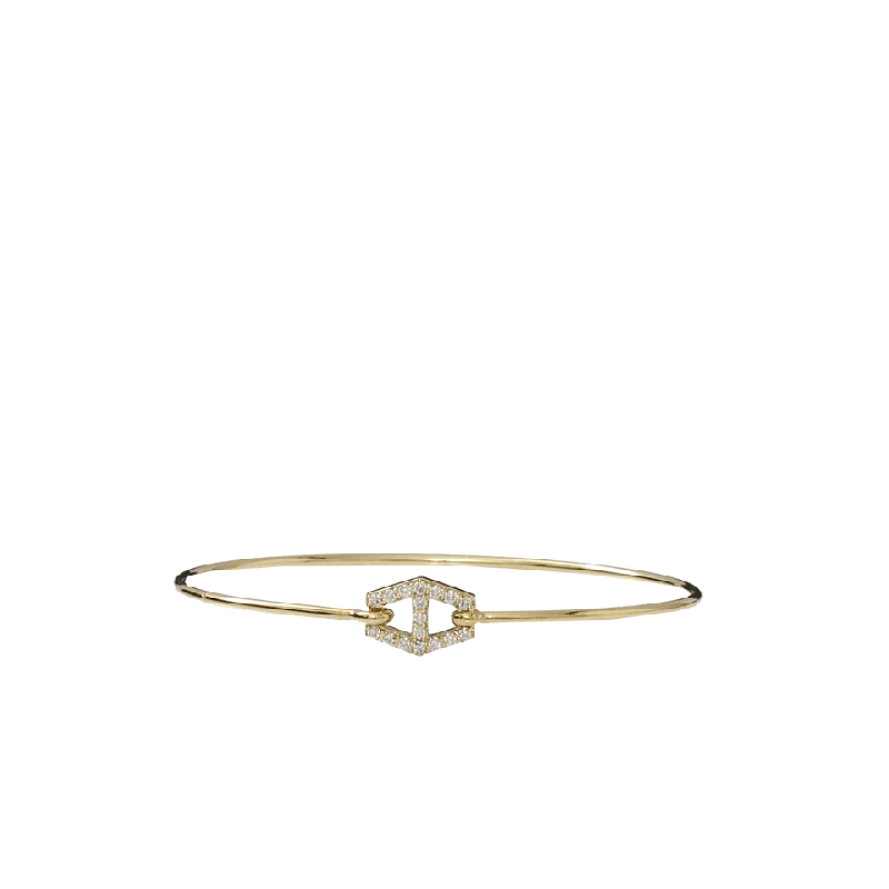 Closed Bangle With Diamond Pave