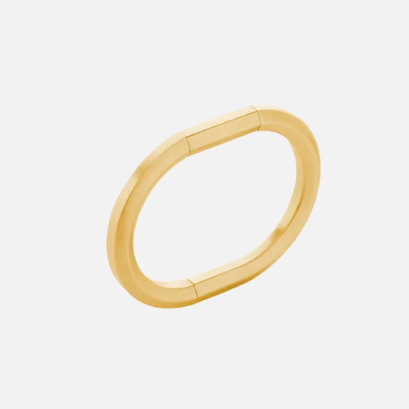 Vault Solid, 18k Yellow Gold